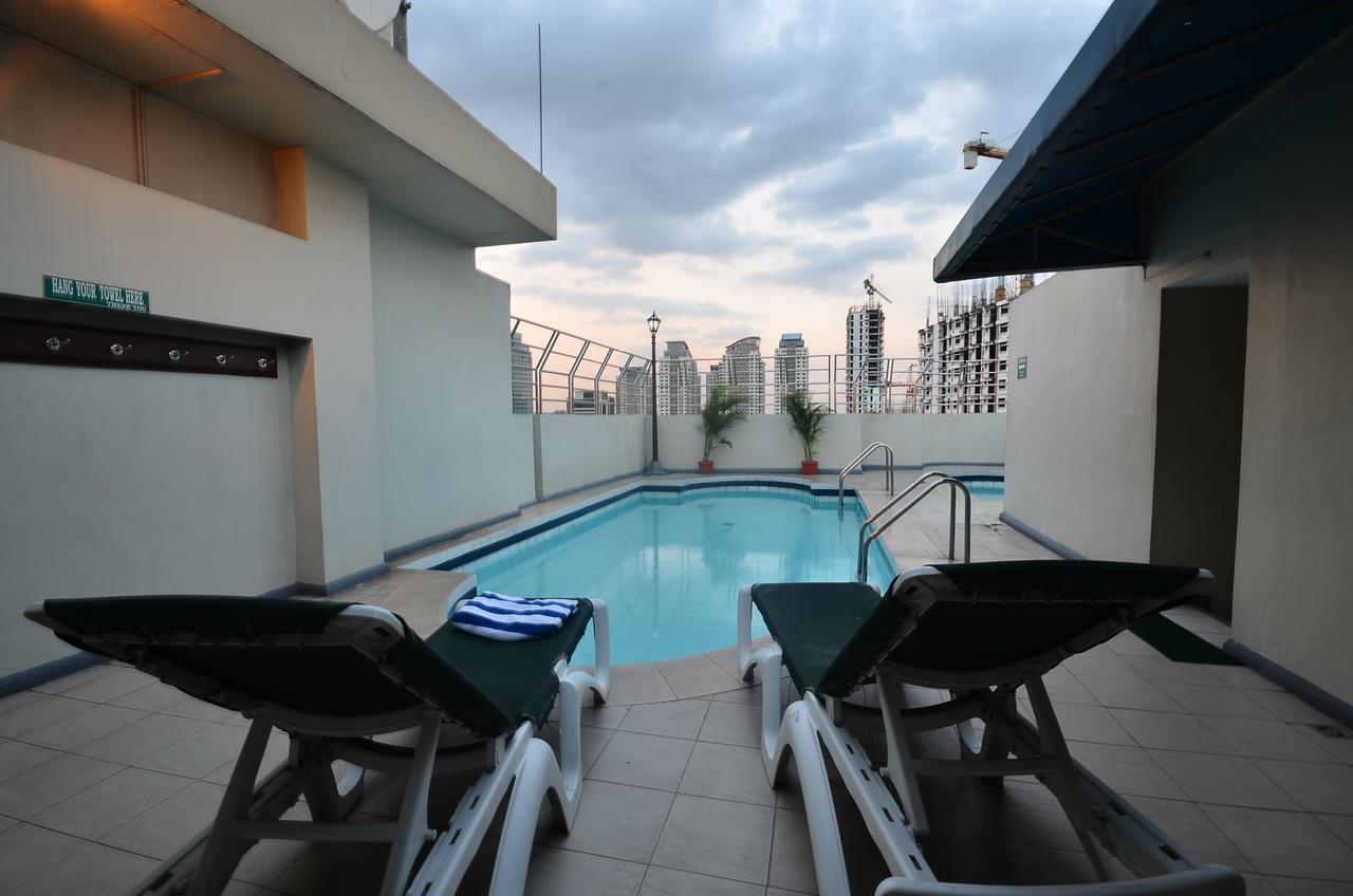 Fernandina 88 Suites Hotel Quezon City Exterior foto